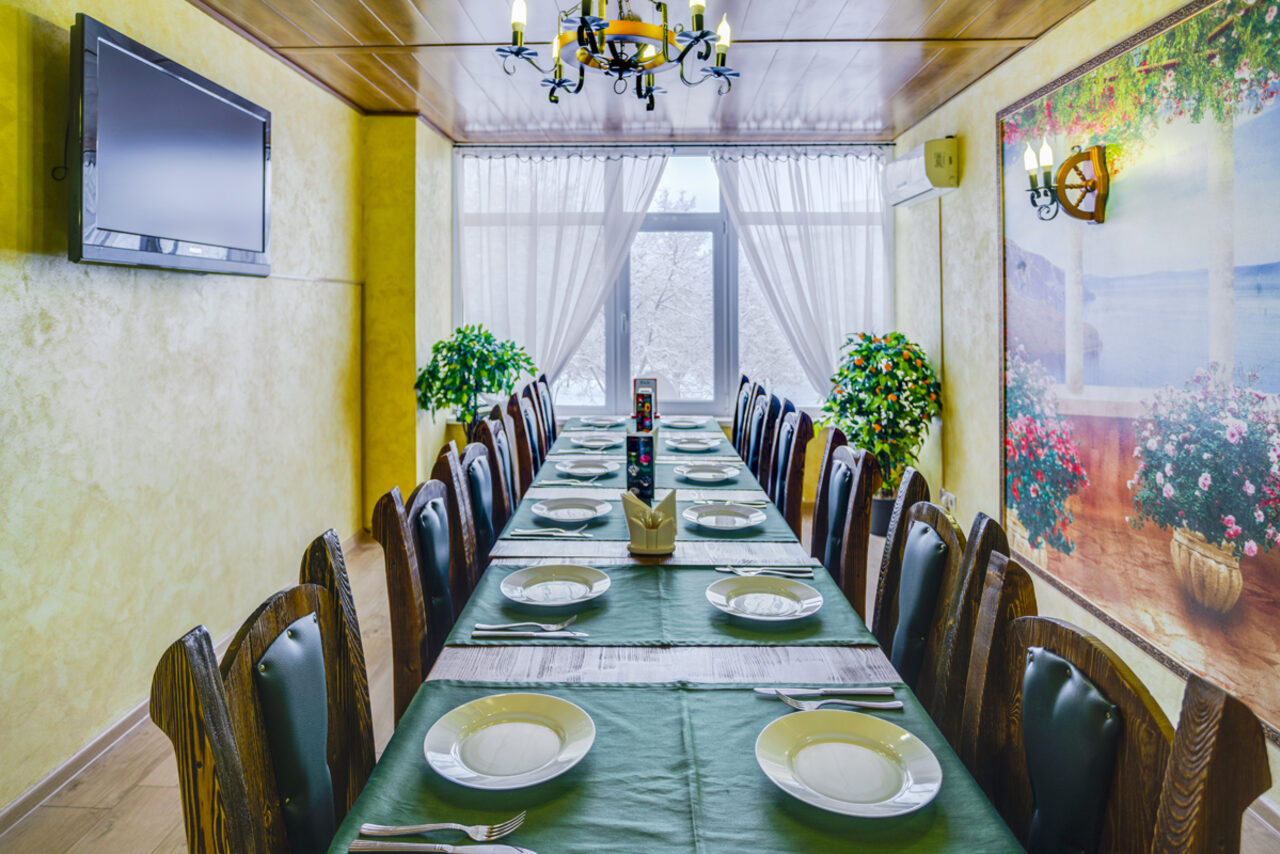 Арендовать Кафе "Порт Роял". Двухэтажный лофт под закрытие