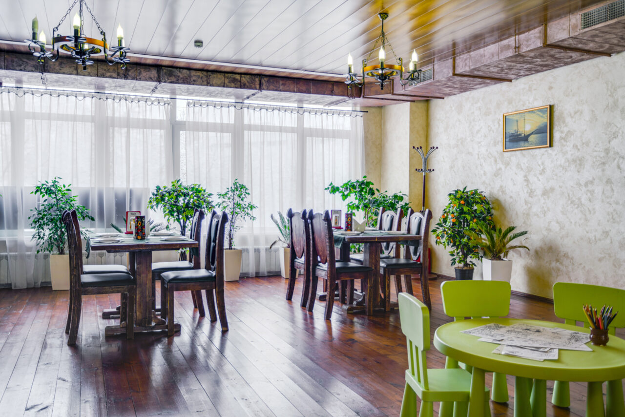 Арендовать Кафе "Порт Роял". Двухэтажный лофт под закрытие