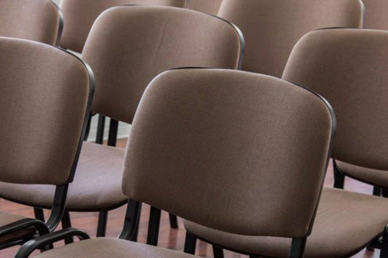 Арендовать PRO СВЕТ Зал на Чернышевской