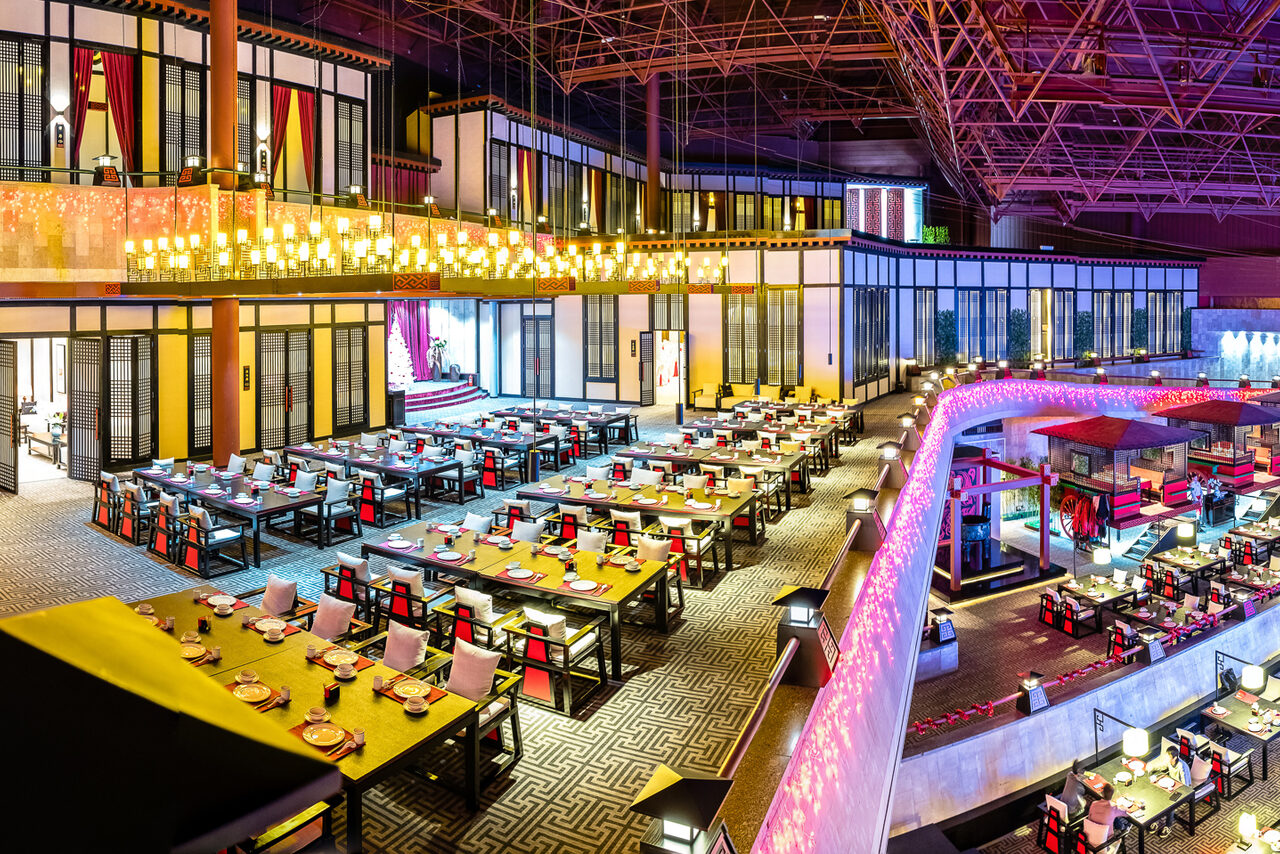 Арендовать Большой ресторан Цинь Гигантский павильон 