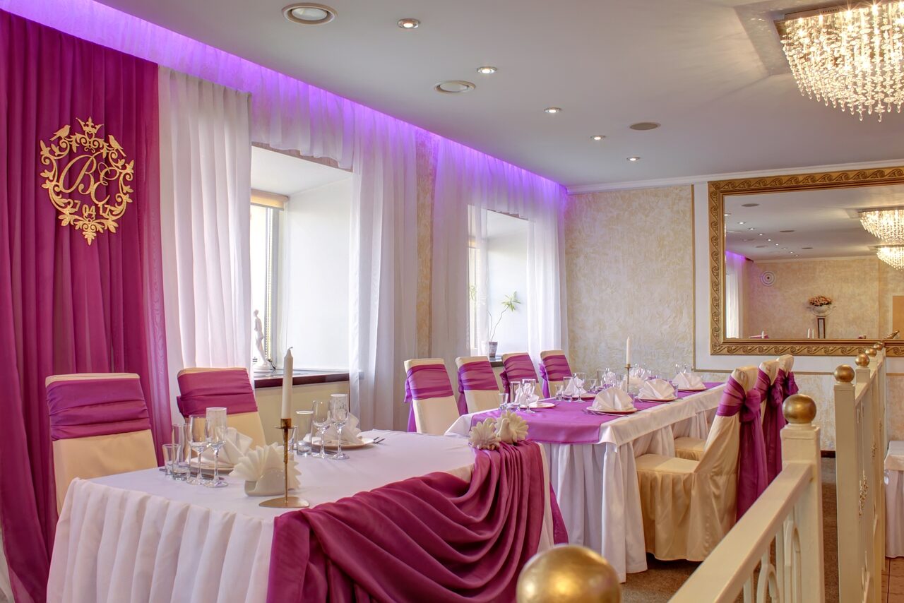 Арендовать  Анданте. Банкетный зал на набережной в центре