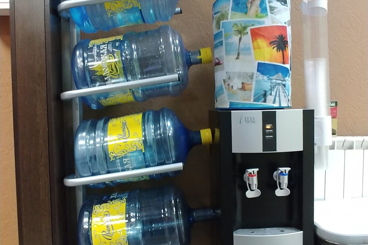 Арендовать Яркий зал для танцев и вечеринок