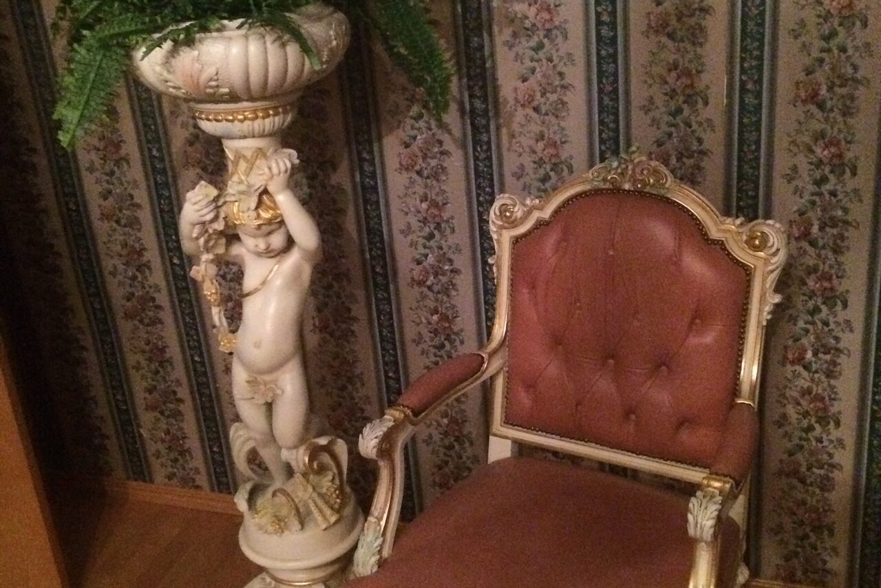 Арендовать Коттедж в Подмосковье