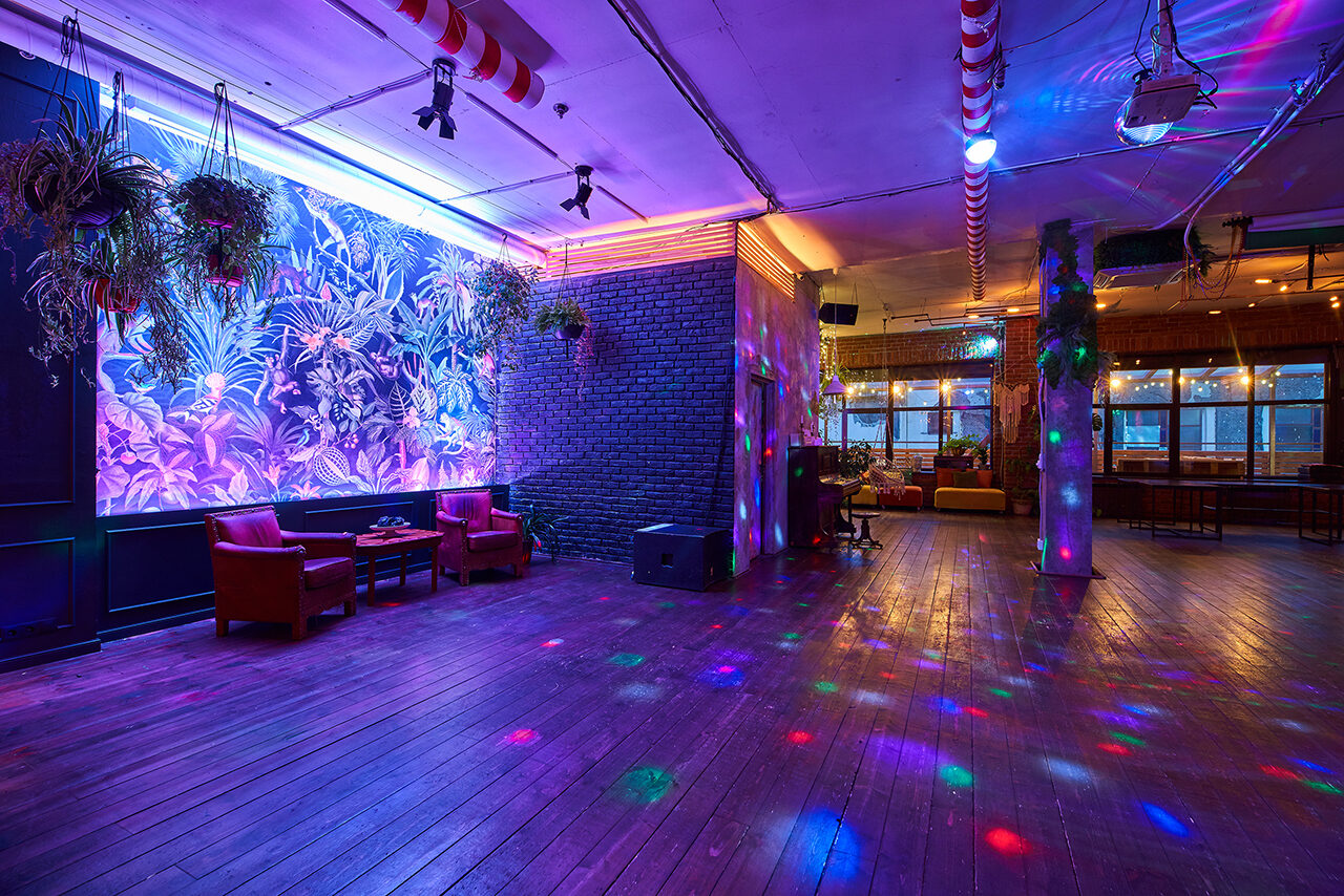 Арендовать Multiroom. Лофт-студия 