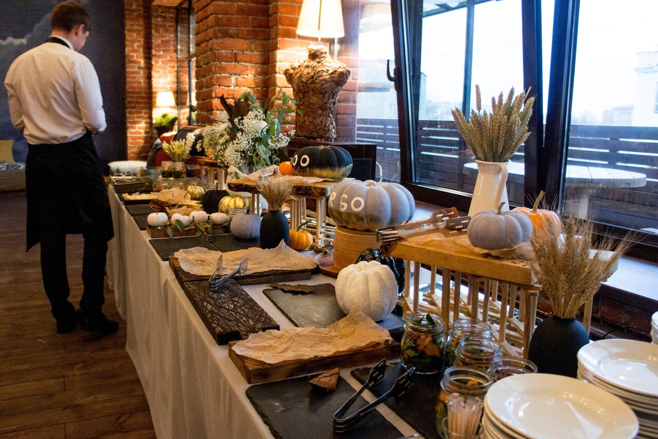 Арендовать Multiroom. Лофт-студия 