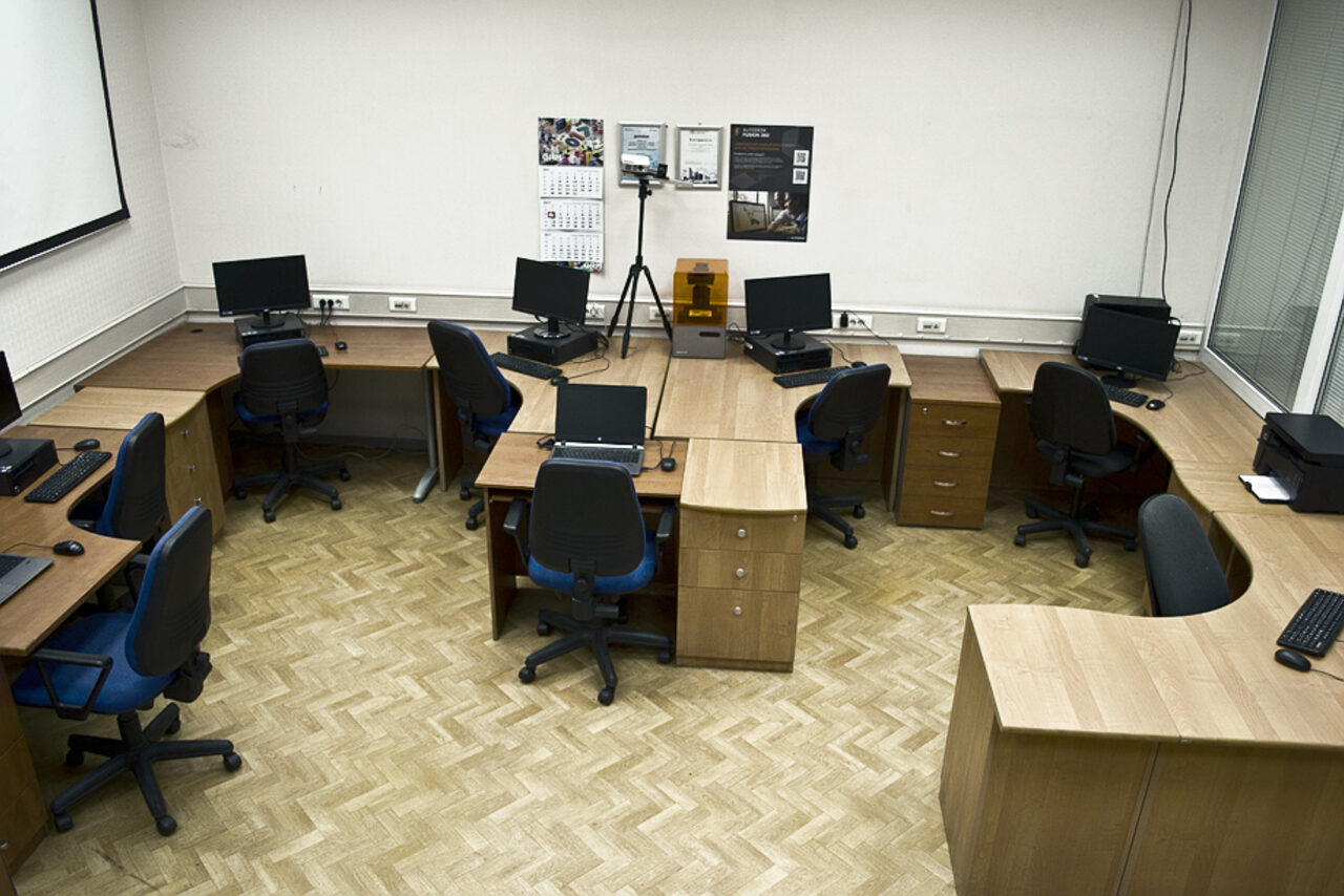Арендовать Компьютерный класс