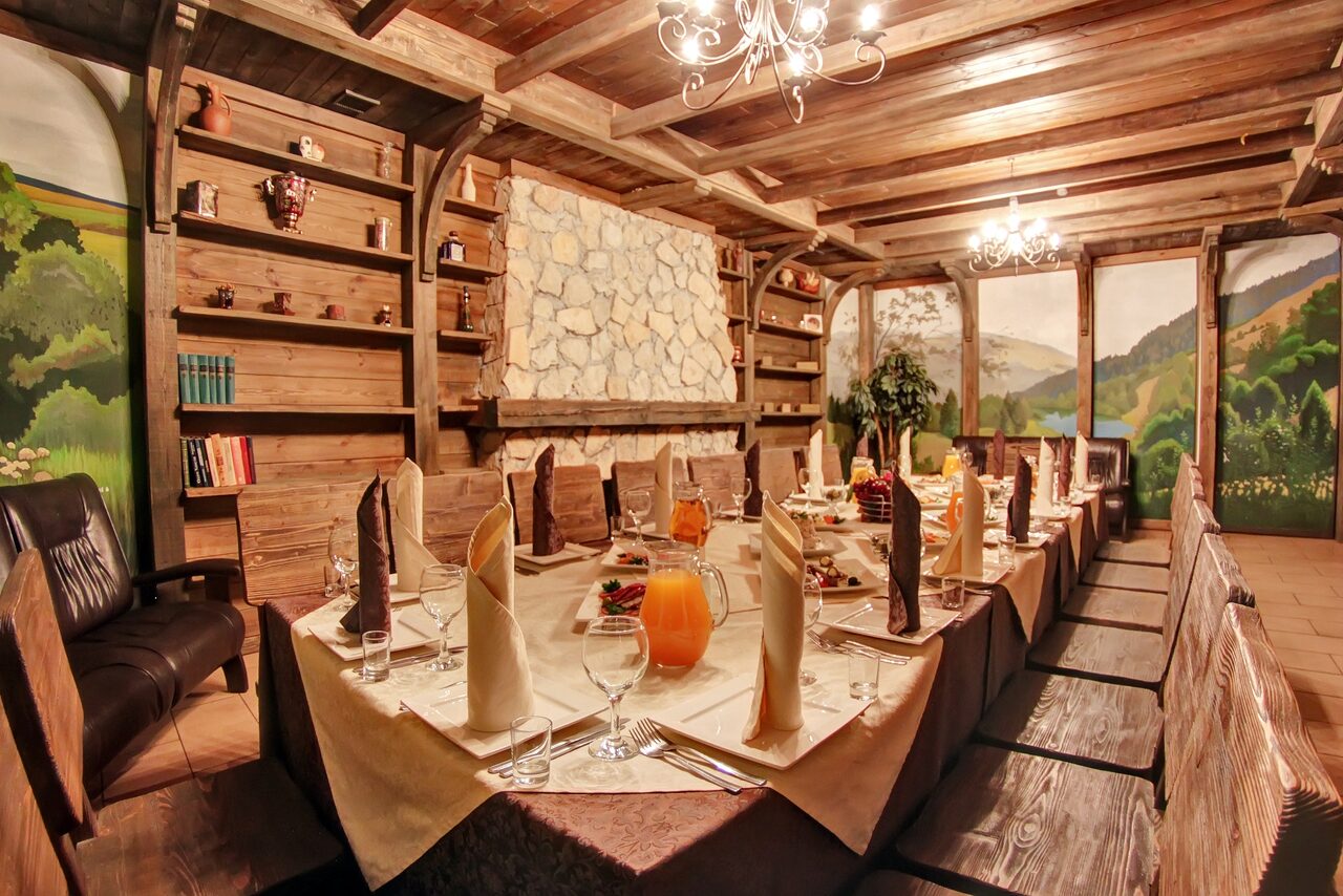 Арендовать Развлекательный комплекс «Аризона» Каминный зал