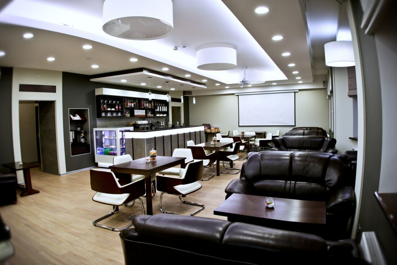 Арендовать Дядя. Кухня и бар