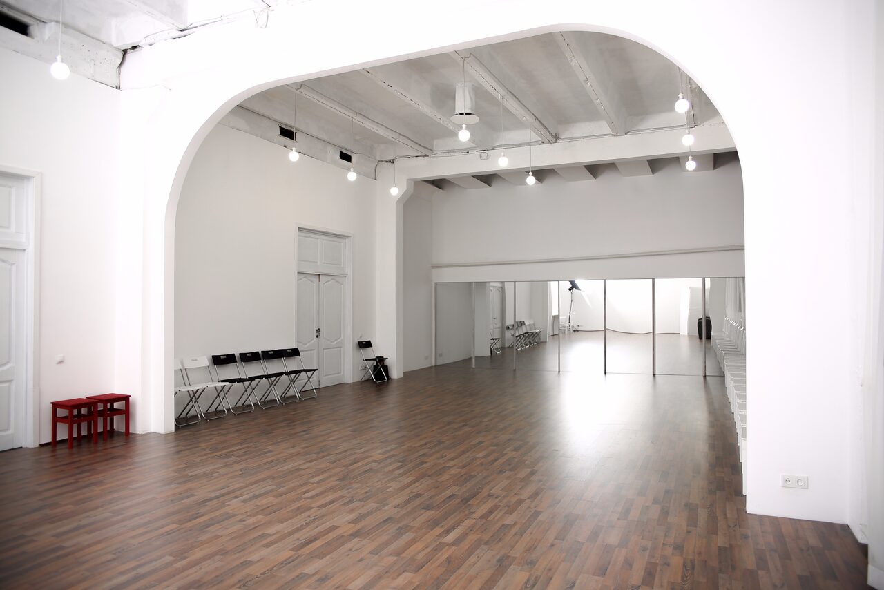 Арендовать Фотостудия Bouton. Многофункциональное пространство