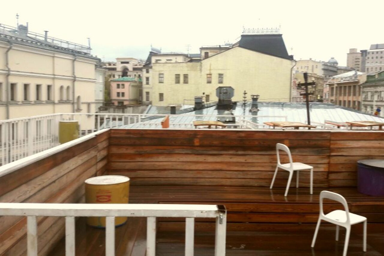 Арендовать Бар 44 Творческий лофт с выходом на крышу