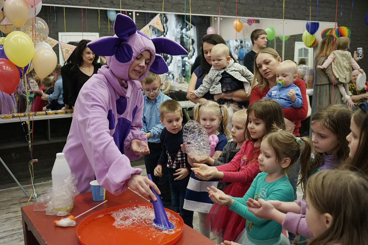 Арендовать Современный зеркальный лофт