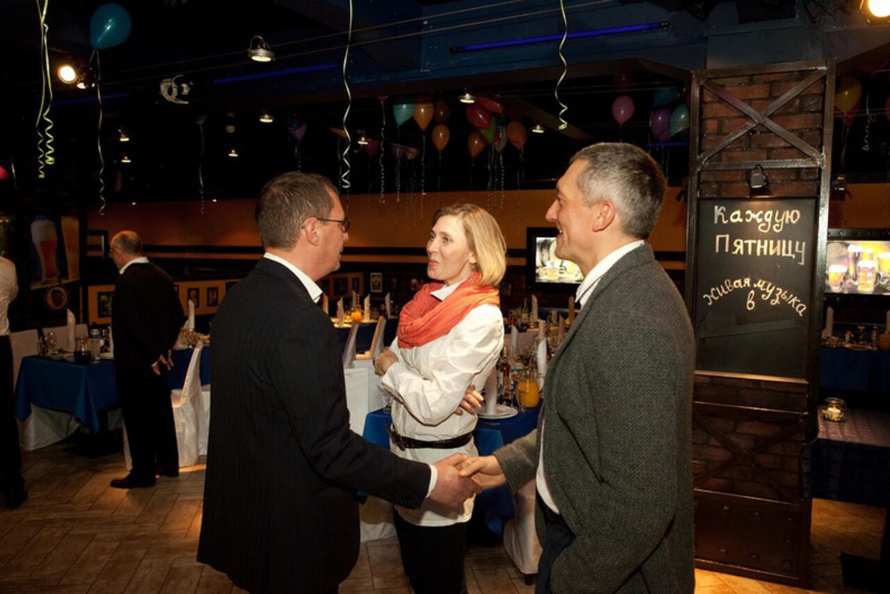 Арендовать Зал со сценой и танцполом