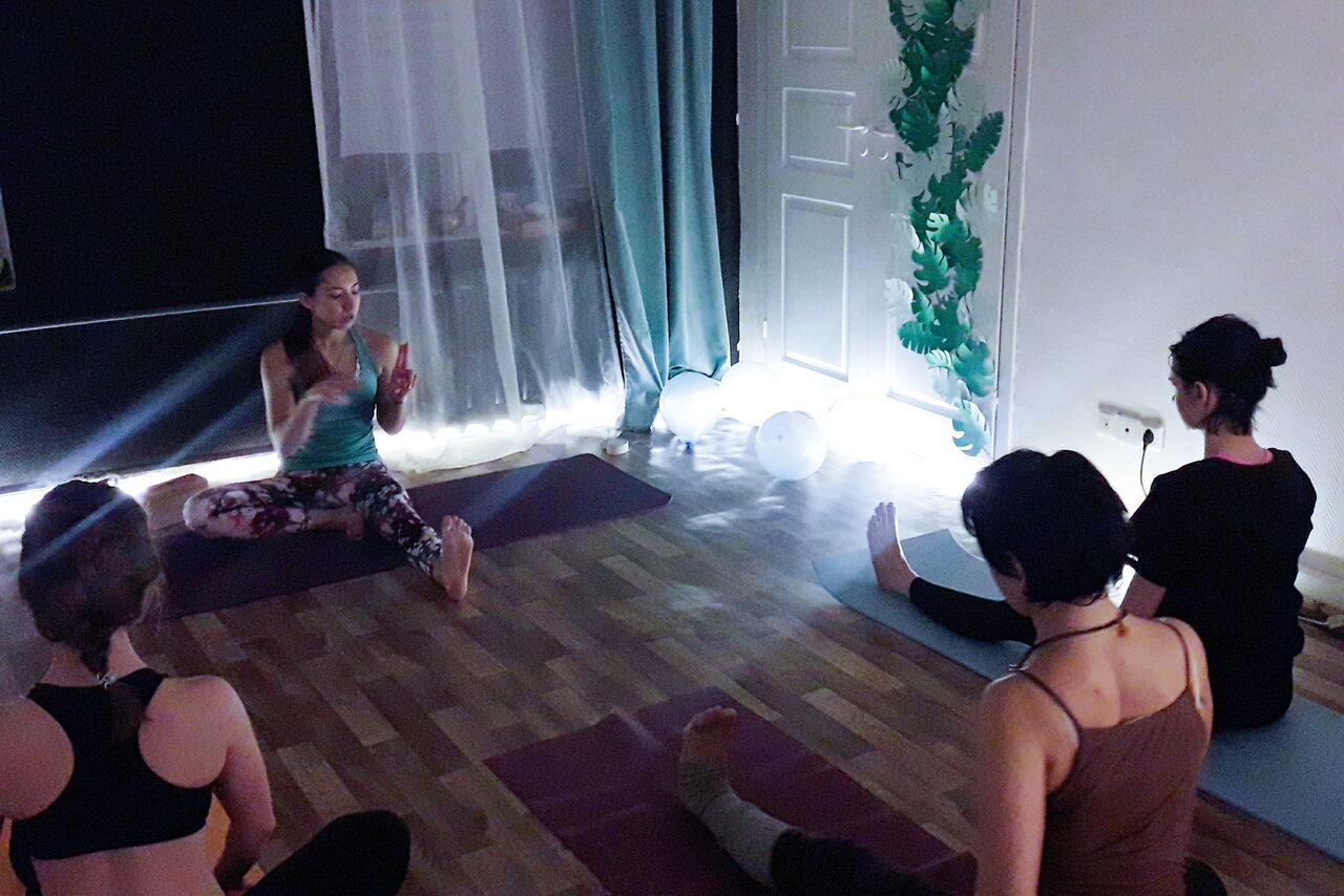 Арендовать Уютный и светлый зал в центре города