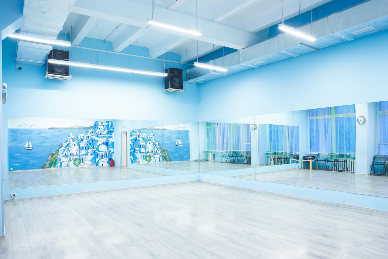 Арендовать ЛисоБорье Голубой зал танцевальный зал