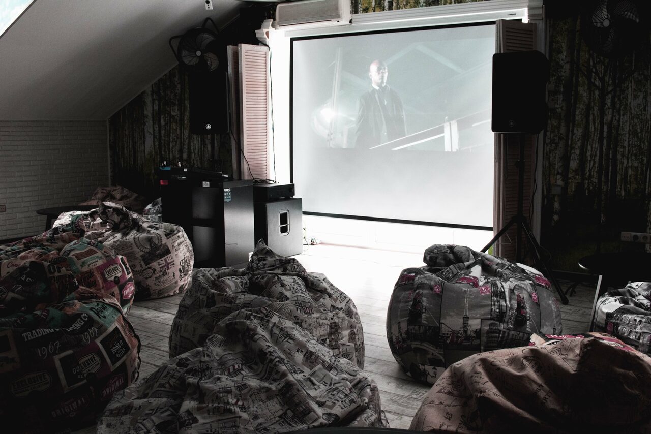 Арендовать Nice Loft (Найс лофт). Лофт-мансарда