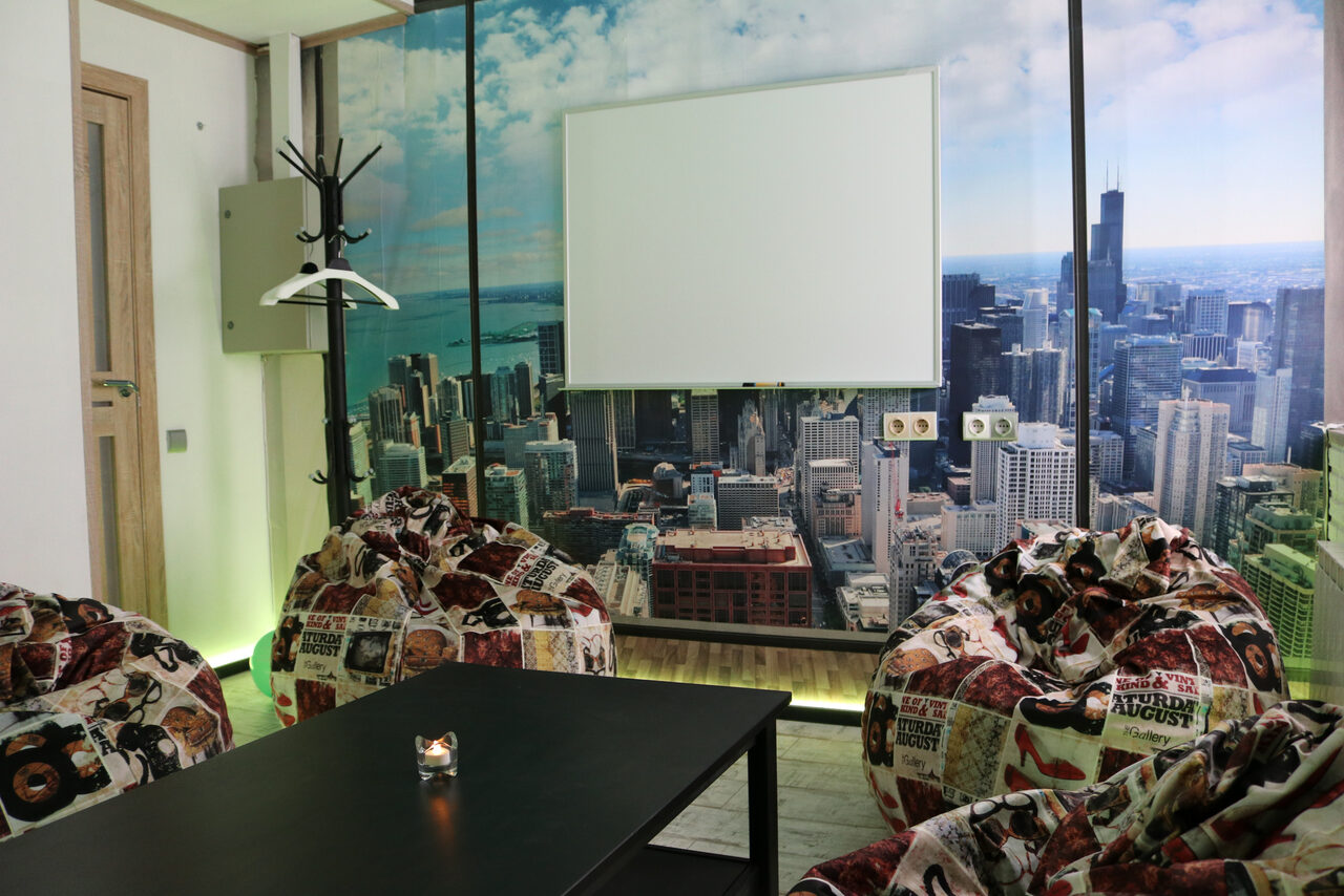 Арендовать Nice Loft (Найс Лофт). Комната для занятий