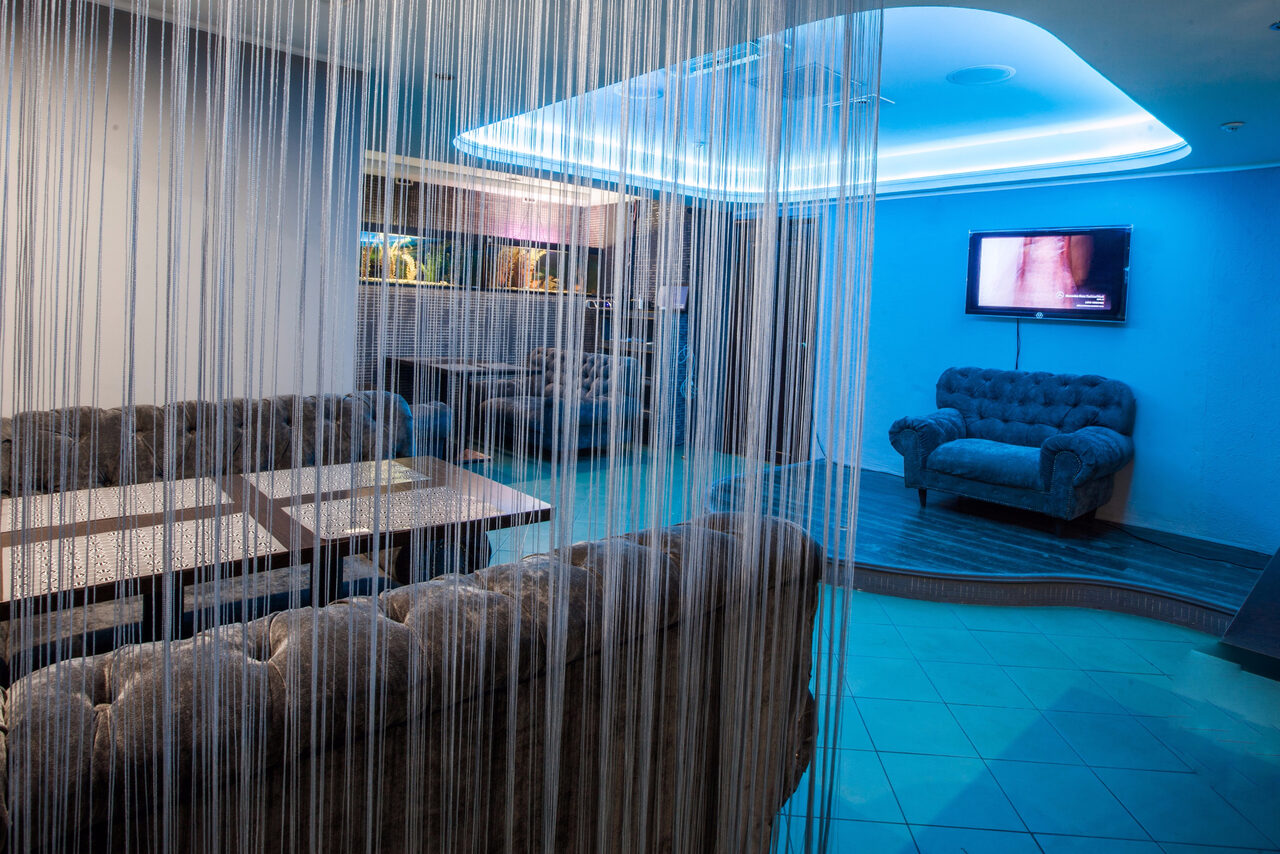 Арендовать Бар 44. Лофт с VIP- комнатой