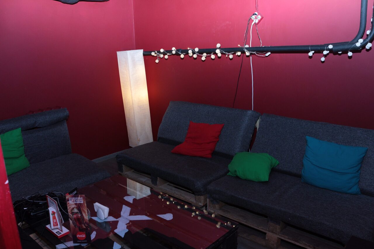 Арендовать Lounge Box