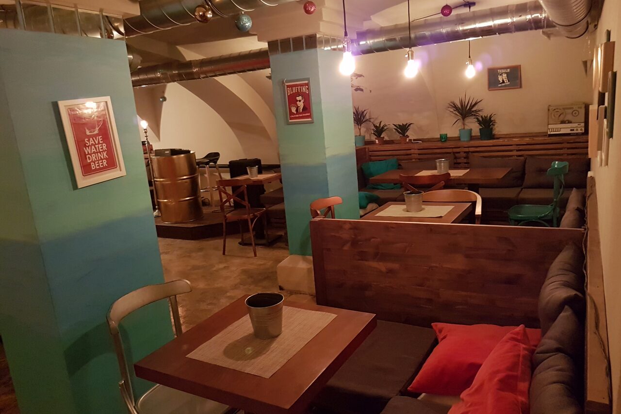 Арендовать Лофт-бар в историческом центре