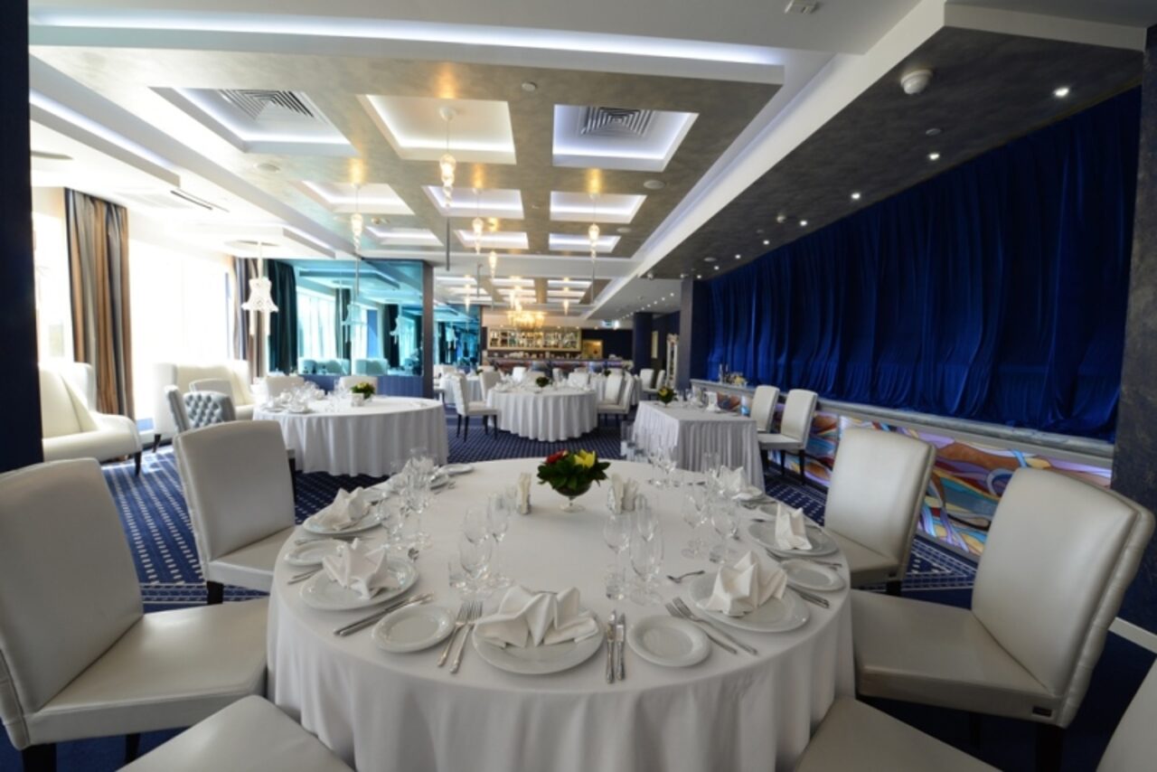 Арендовать  Romantic Stream