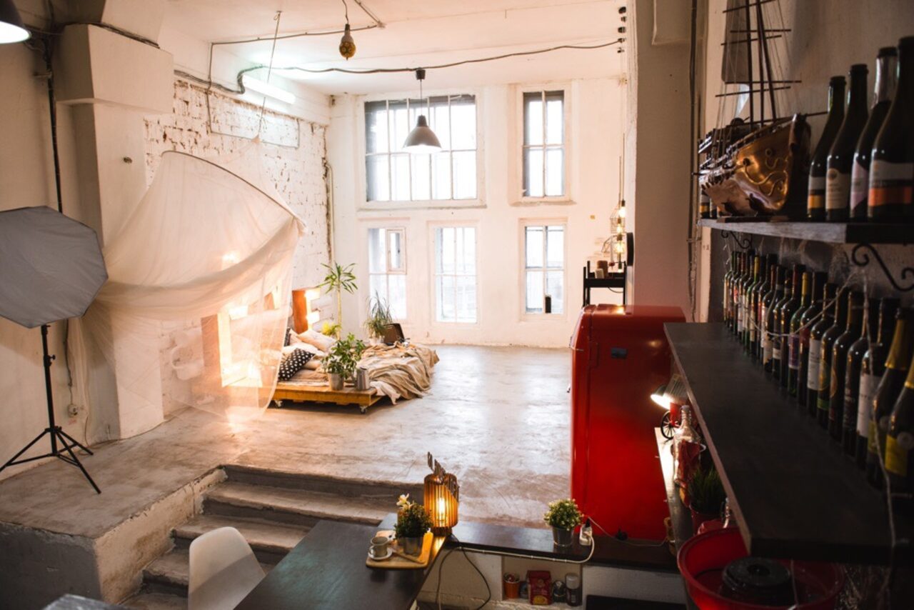 Арендовать Студия Go Home Loft Разноуровневый лофт