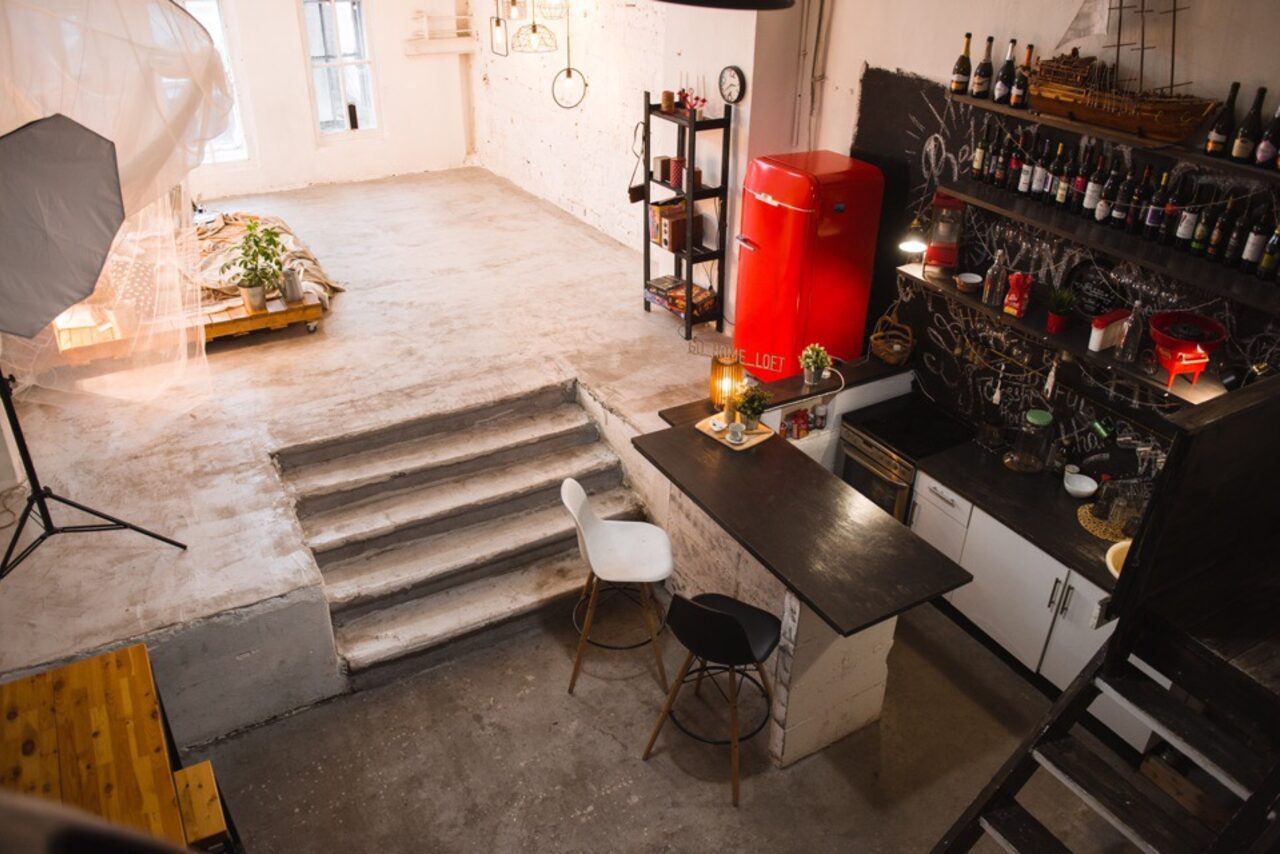 Арендовать Студия Go Home Loft Разноуровневый лофт