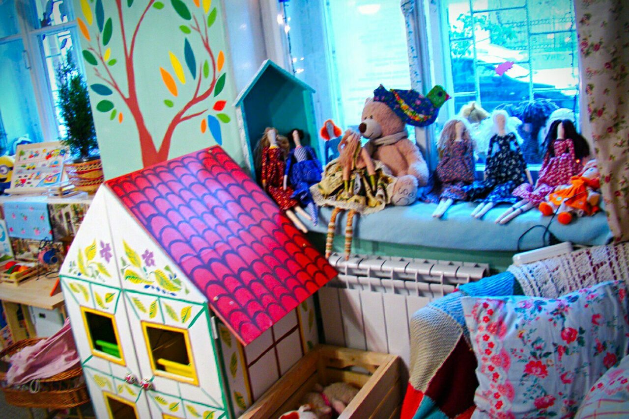 Арендовать Гостиница Авантаж Детский авторский лофт в СПб