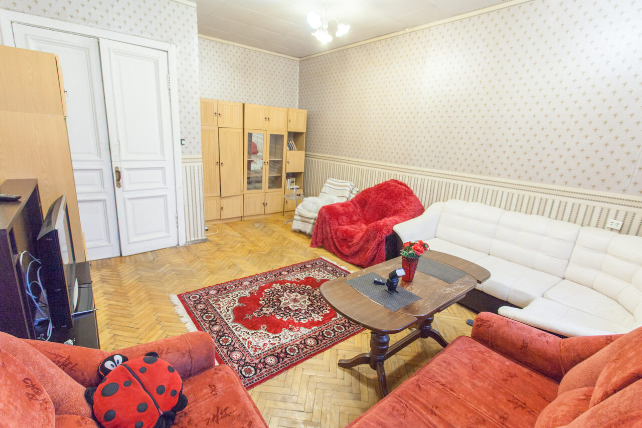 Арендовать Мансарда на Петроградской