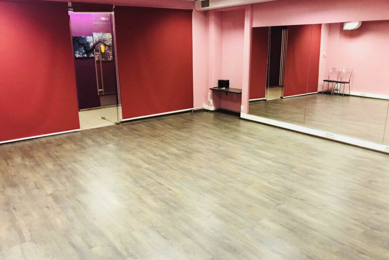 Арендовать Город Мечты Розовый танцевальный зал