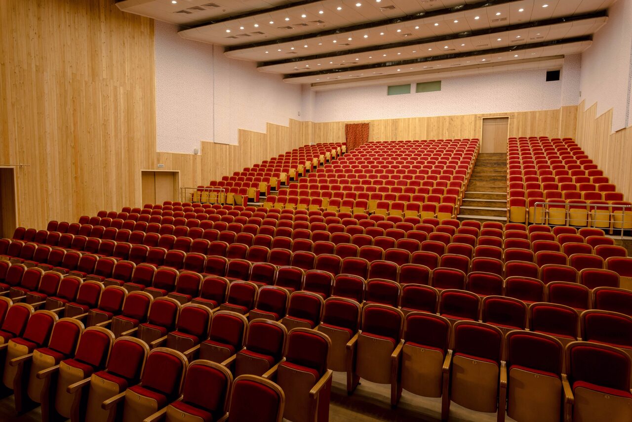 Арендовать Концертный зал "Восход"