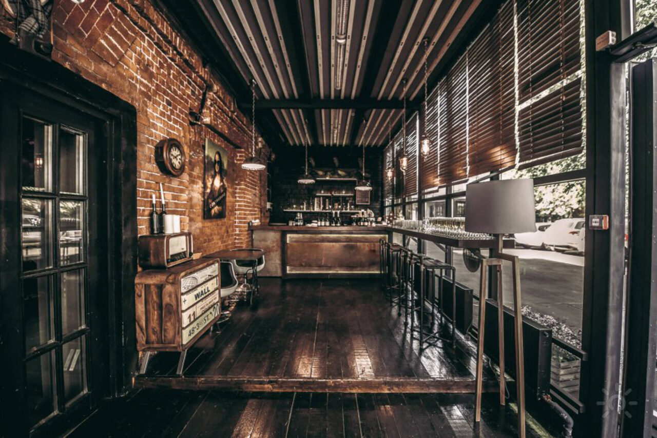 Арендовать Gold&Dance Зал-лофт для конференций и тренингов 