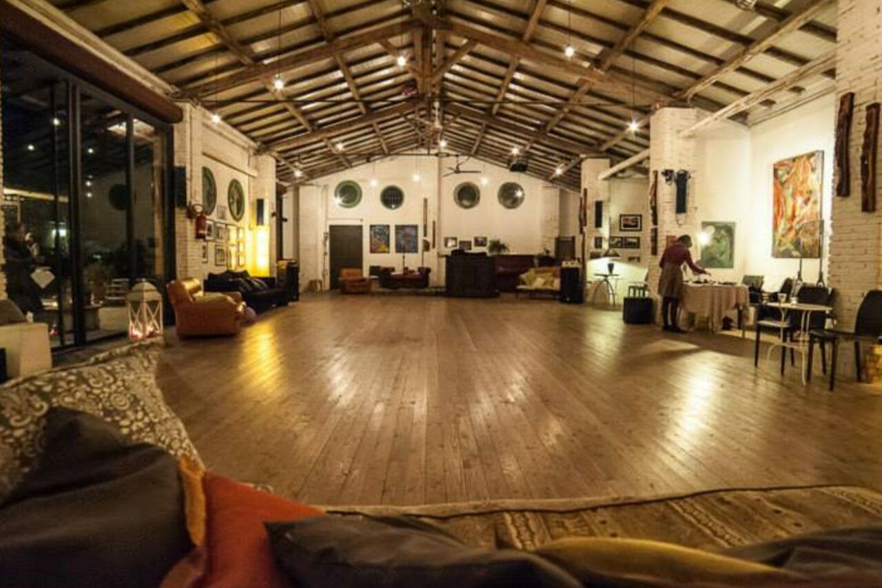 Арендовать Pini Spettinati