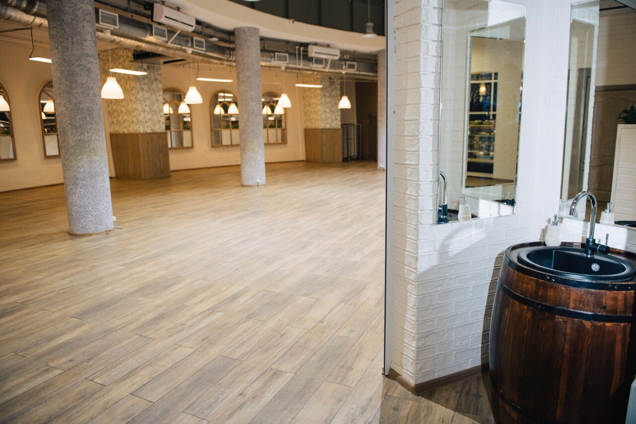 Арендовать Зал в изящном стиле "Provence"