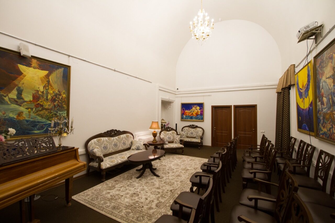 Арендовать Конференц-зал