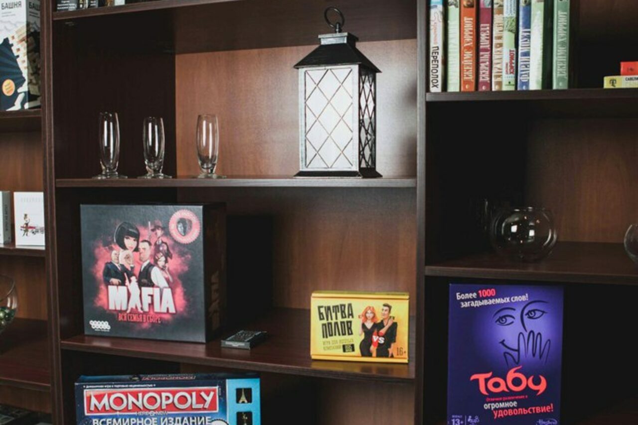 Арендовать Тематическое антикафе с двумя комнатами