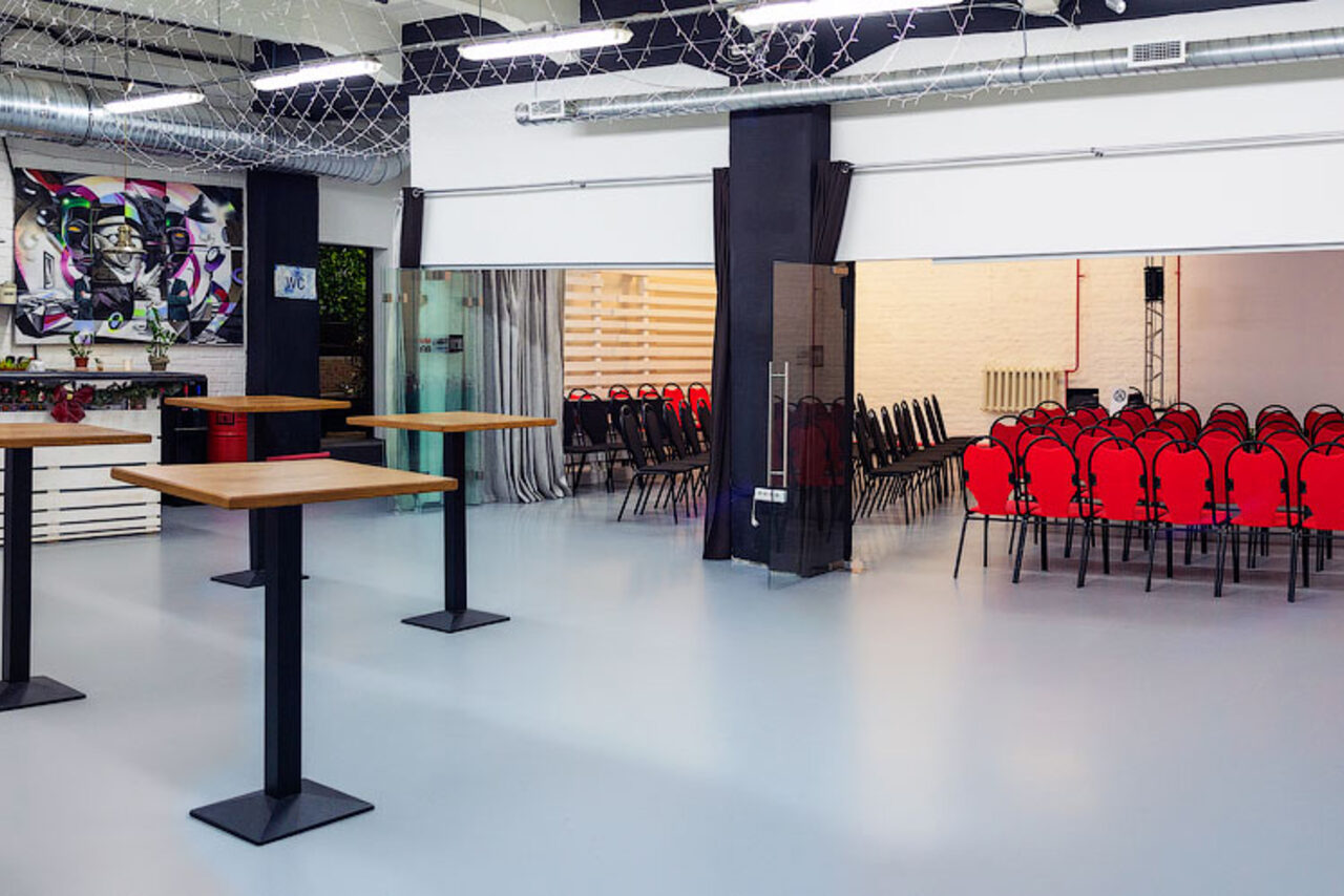 Арендовать White loft for business events 