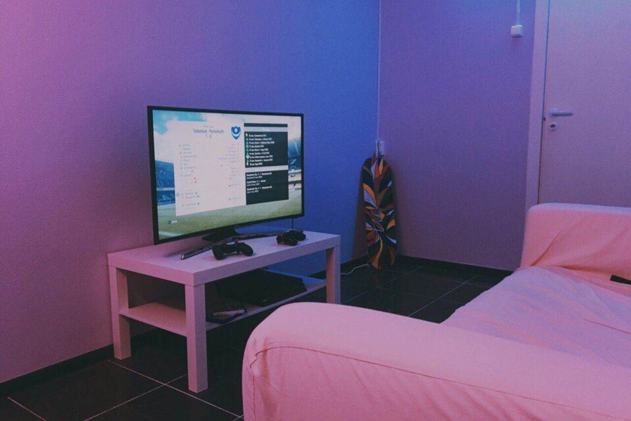 Арендовать Кафе под закрытие LOOK CLOSER (ЛУК КЛОЗЕР)