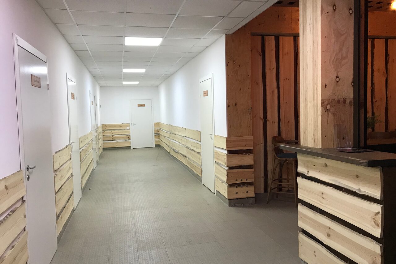 Арендовать Рекорд Уютное кафе на юге Петербурга под закрытие