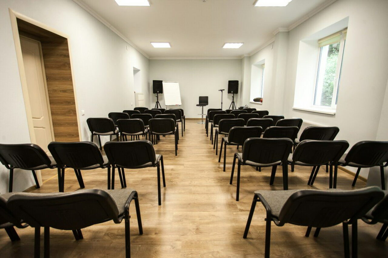 Арендовать Зал для тренингов Аквамарин