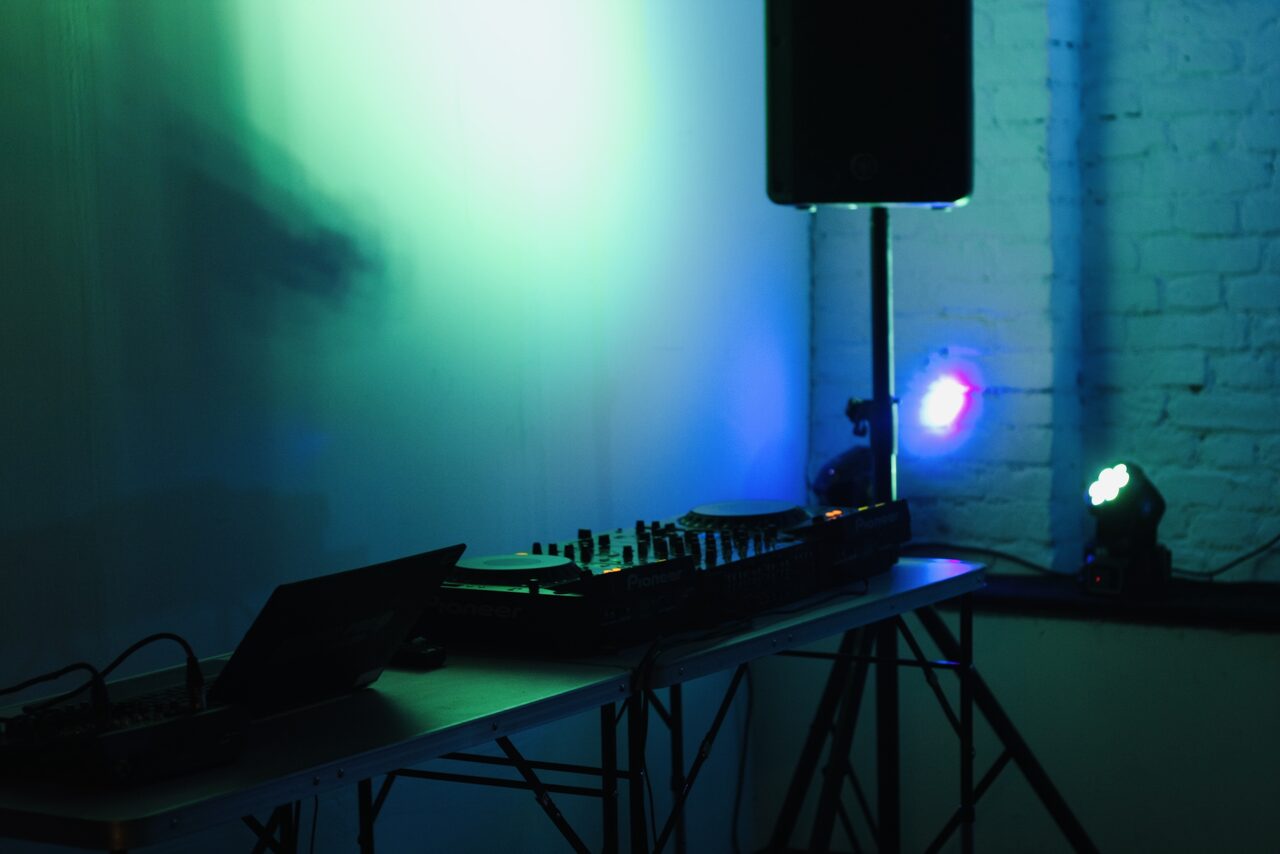 Арендовать PianoLoft. Лофт для праздничных мероприятий