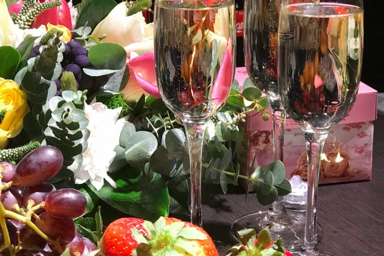 Арендовать Белый лофт для шумных вечеринок