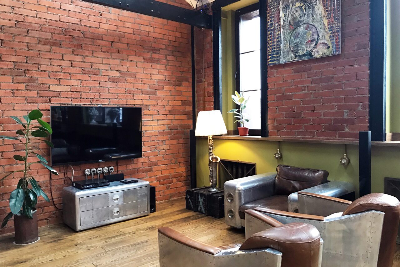 Арендовать Лофт на Духовском(Сдается только под офисы)