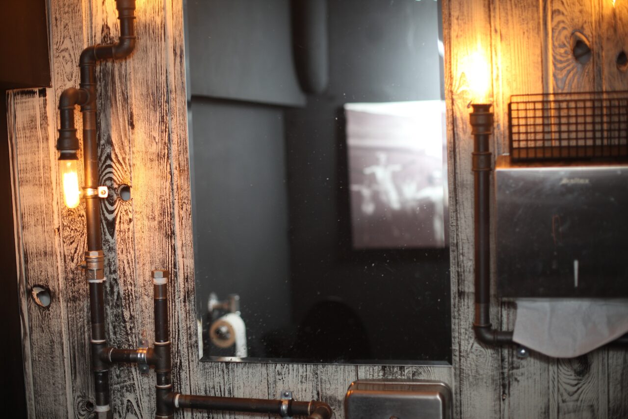 Арендовать Уютное индустриальное пространство в стиле лофт