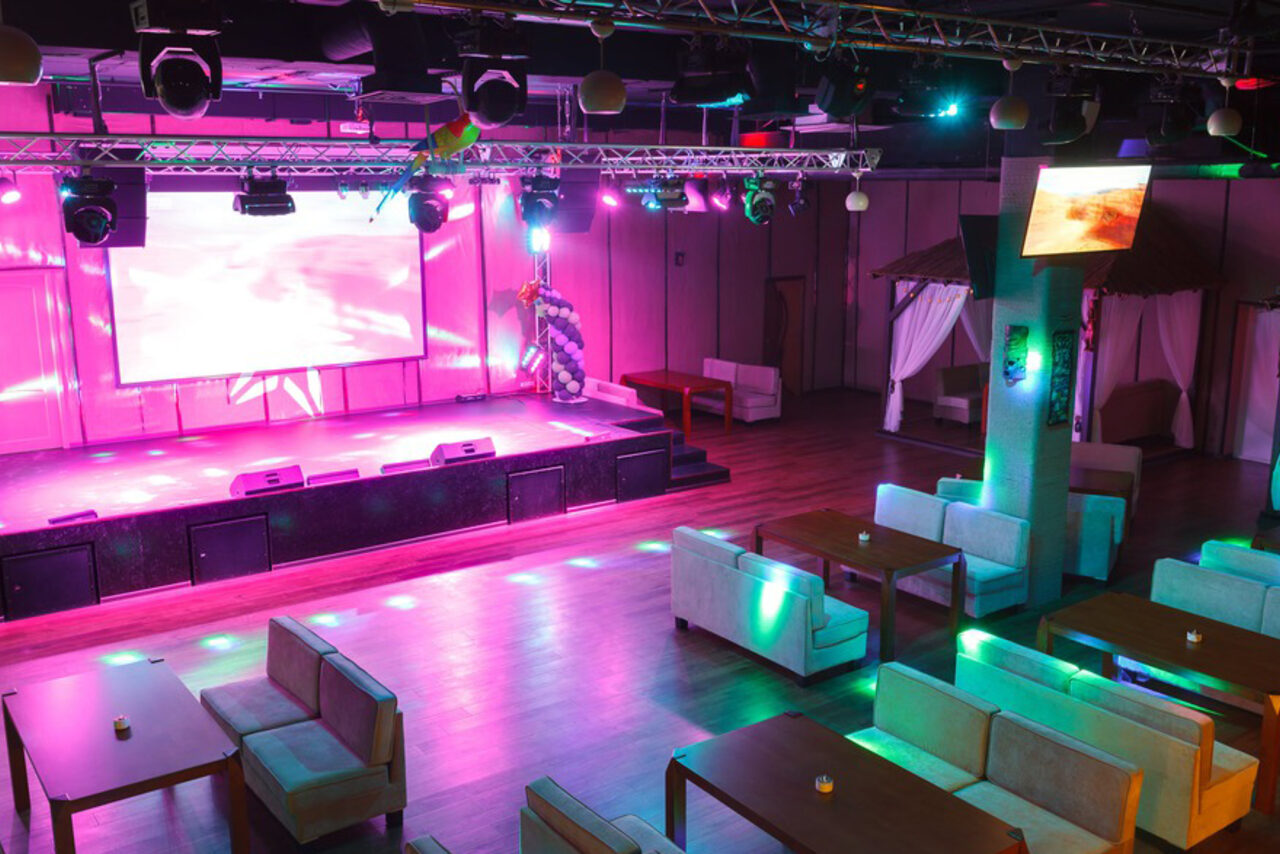 Арендовать Караоке-ресторан под закрытие