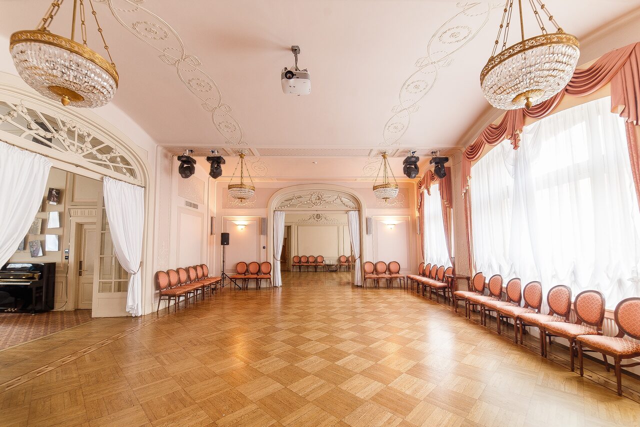 Арендовать Особняк В.С.Кочубея на Фурштатской улице