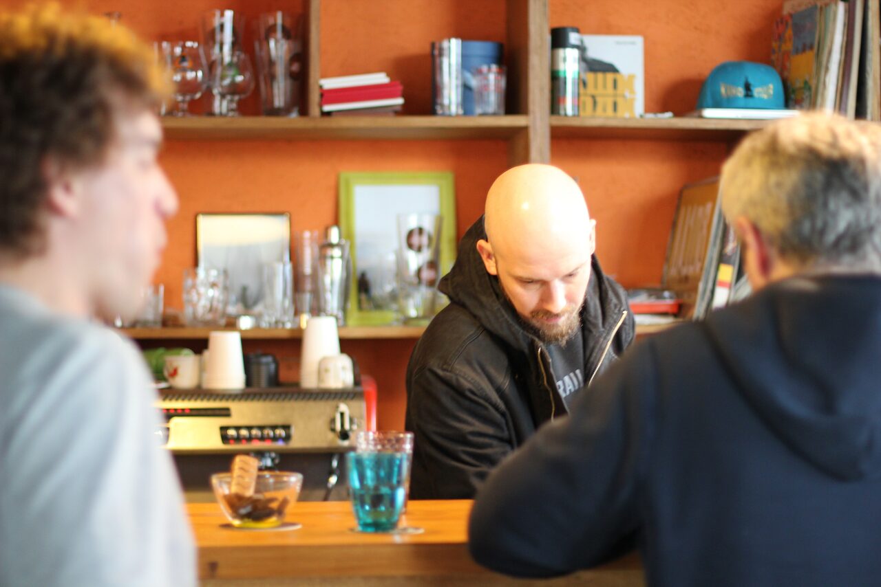 Арендовать SOUL - МУЗЫКАЛЬНЫЙ БУФЕТ. Лофт в Гатчине