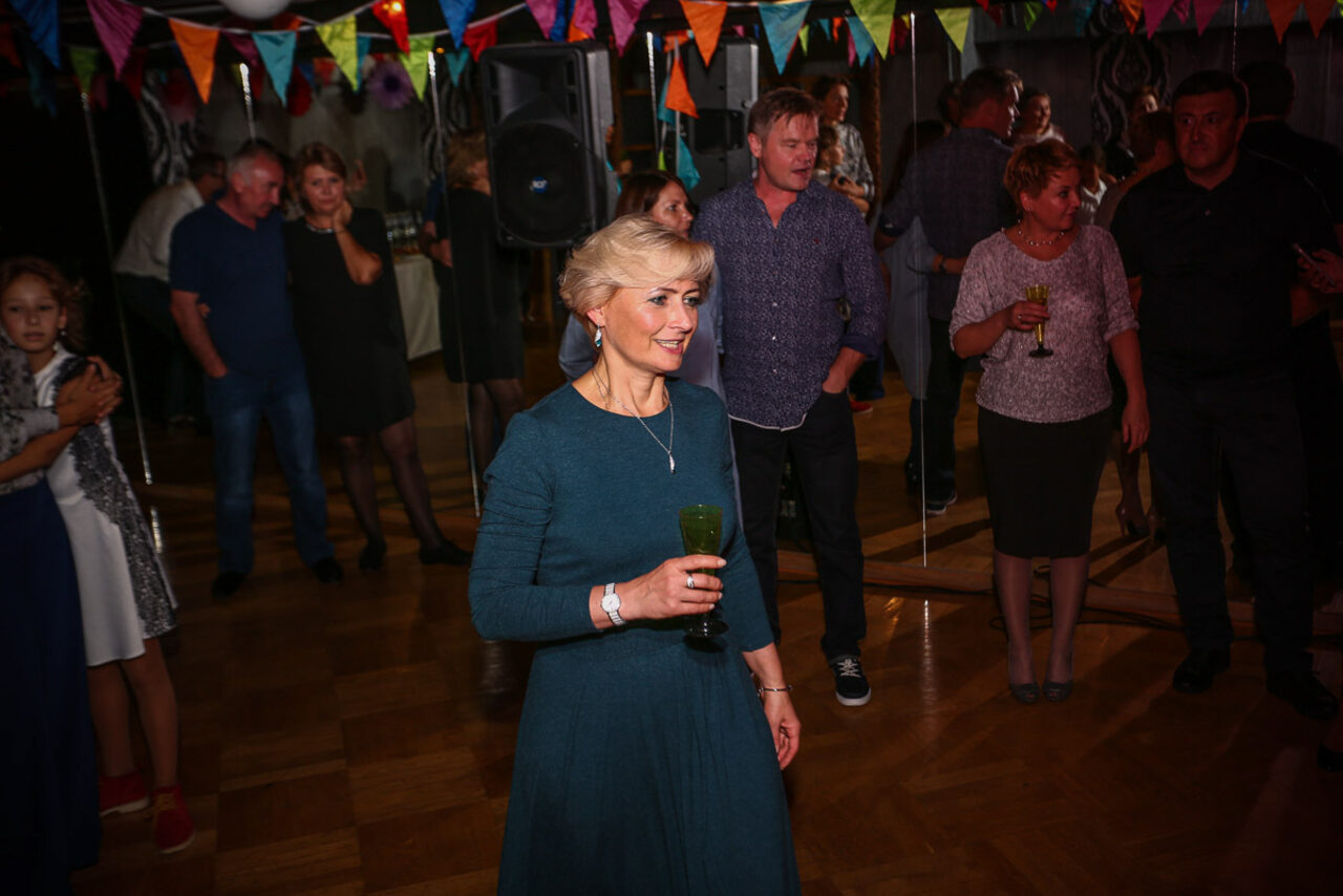 Арендовать Стильный зал для занятий и праздничных мероприятий