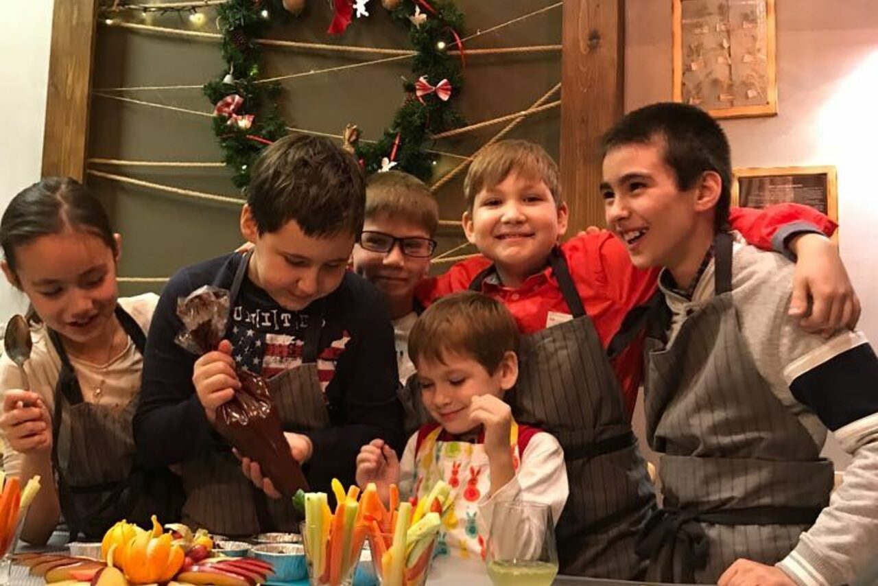 Арендовать ГАСТРОПАБ URBAN KITCHEN. Малый зал