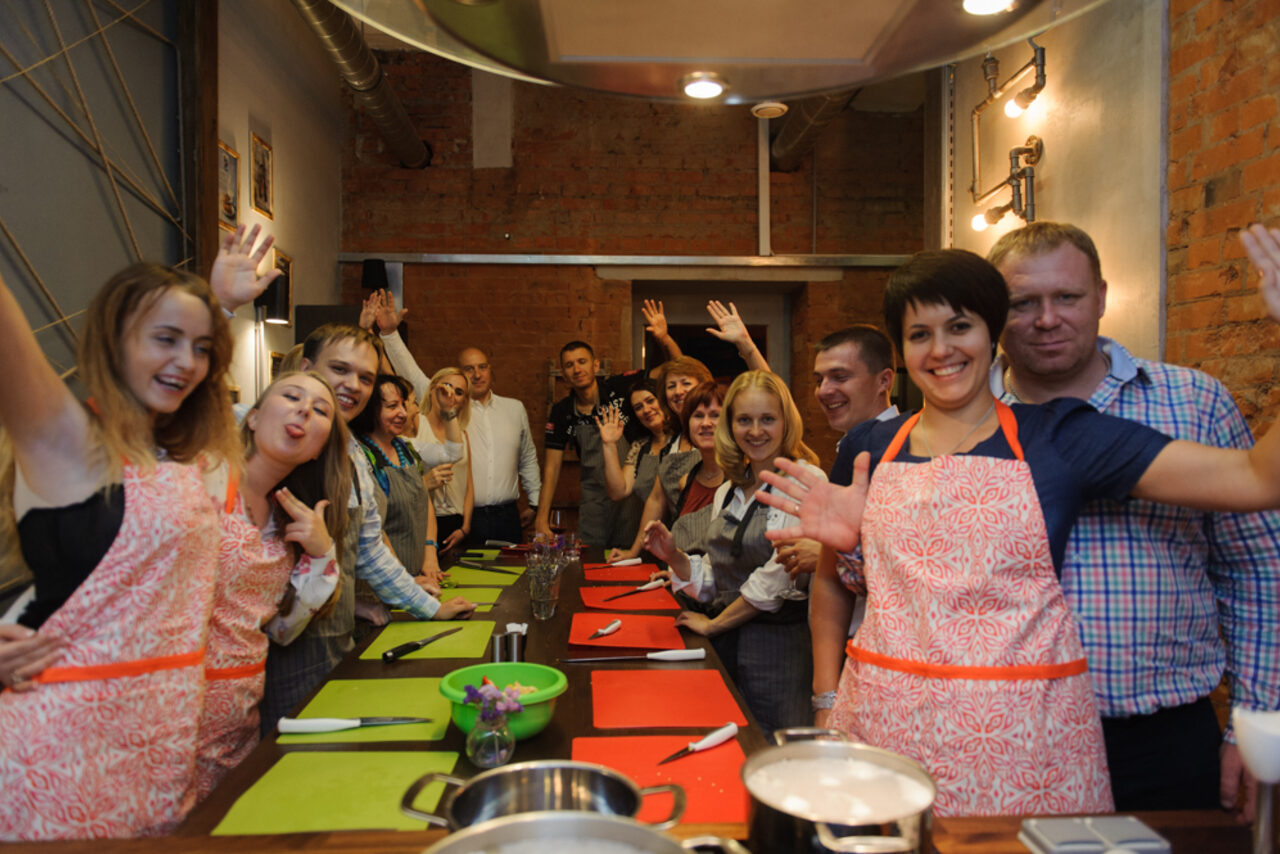 Арендовать ГАСТРОПАБ URBAN KITCHEN. Малый зал