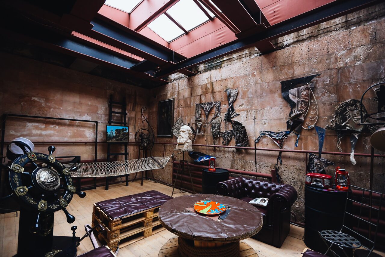 Арендовать Sailors loft in Yekaterinburg